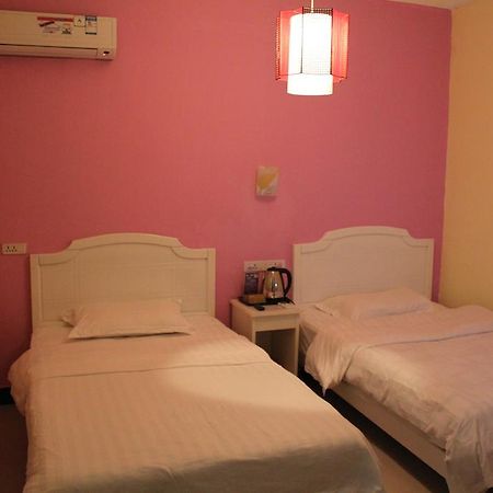 Yangshuo Romantic Inn Bagian luar foto