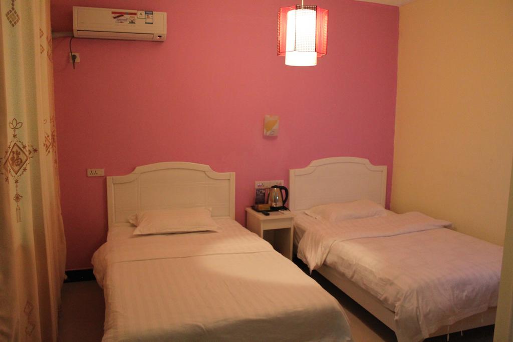 Yangshuo Romantic Inn Bagian luar foto