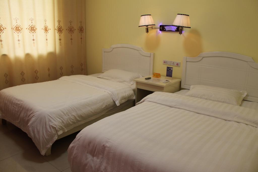 Yangshuo Romantic Inn Bagian luar foto