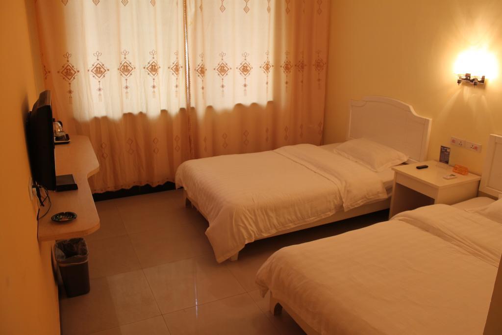 Yangshuo Romantic Inn Bagian luar foto