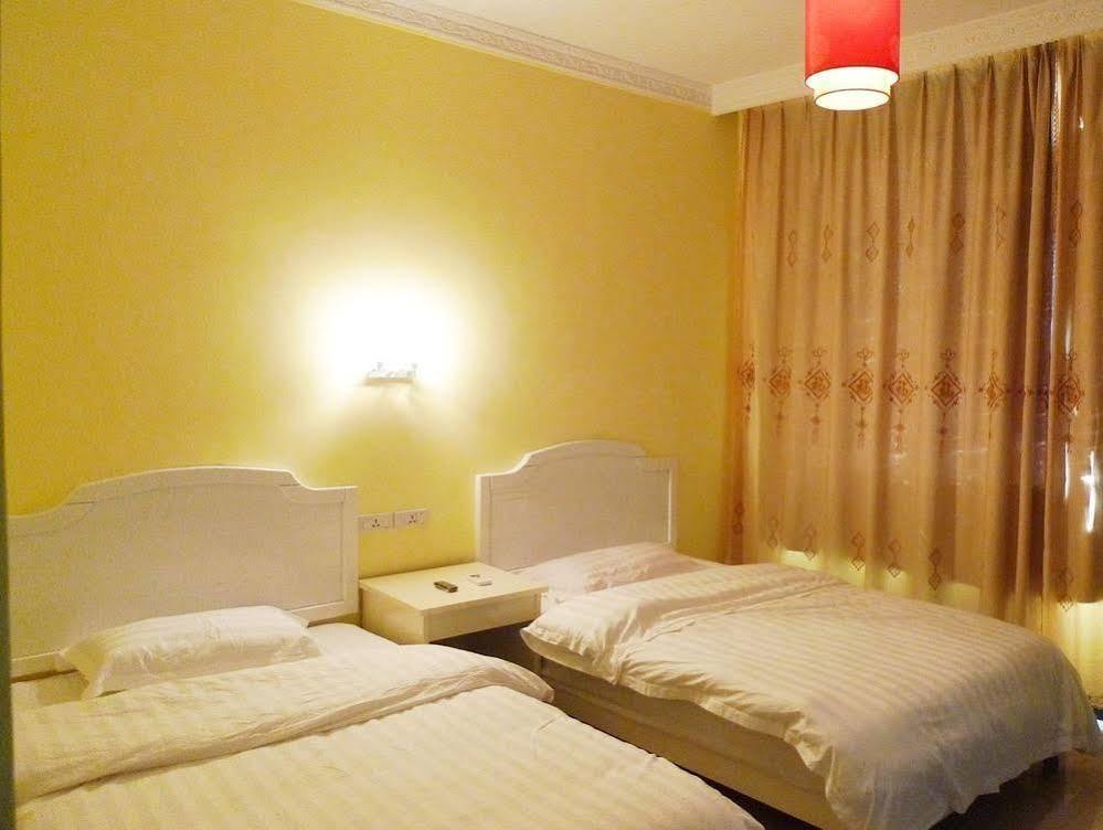 Yangshuo Romantic Inn Bagian luar foto