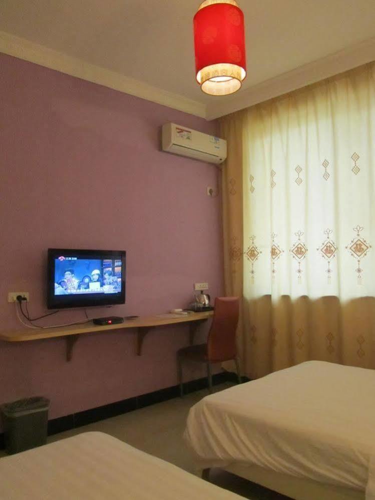 Yangshuo Romantic Inn Bagian luar foto