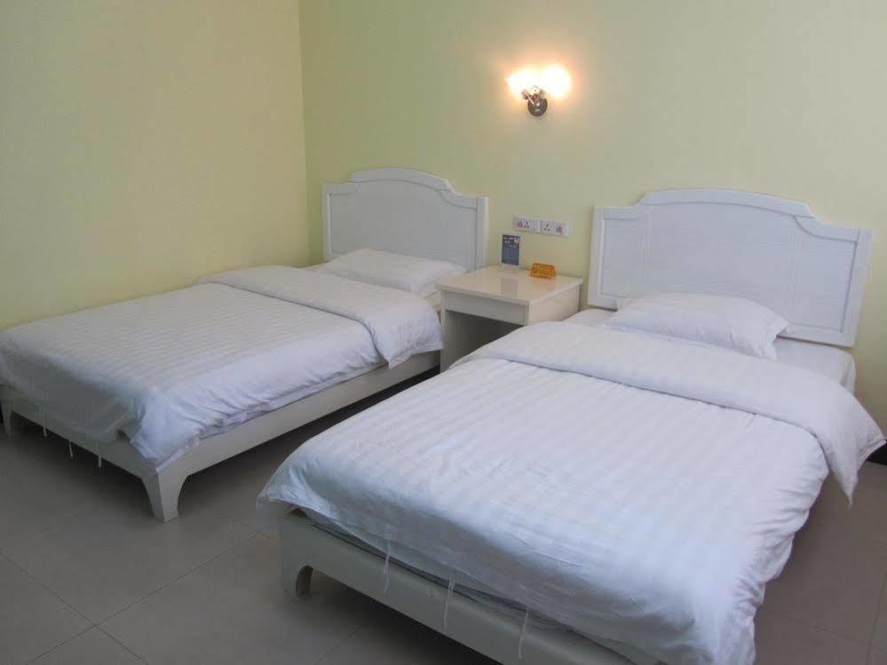 Yangshuo Romantic Inn Bagian luar foto