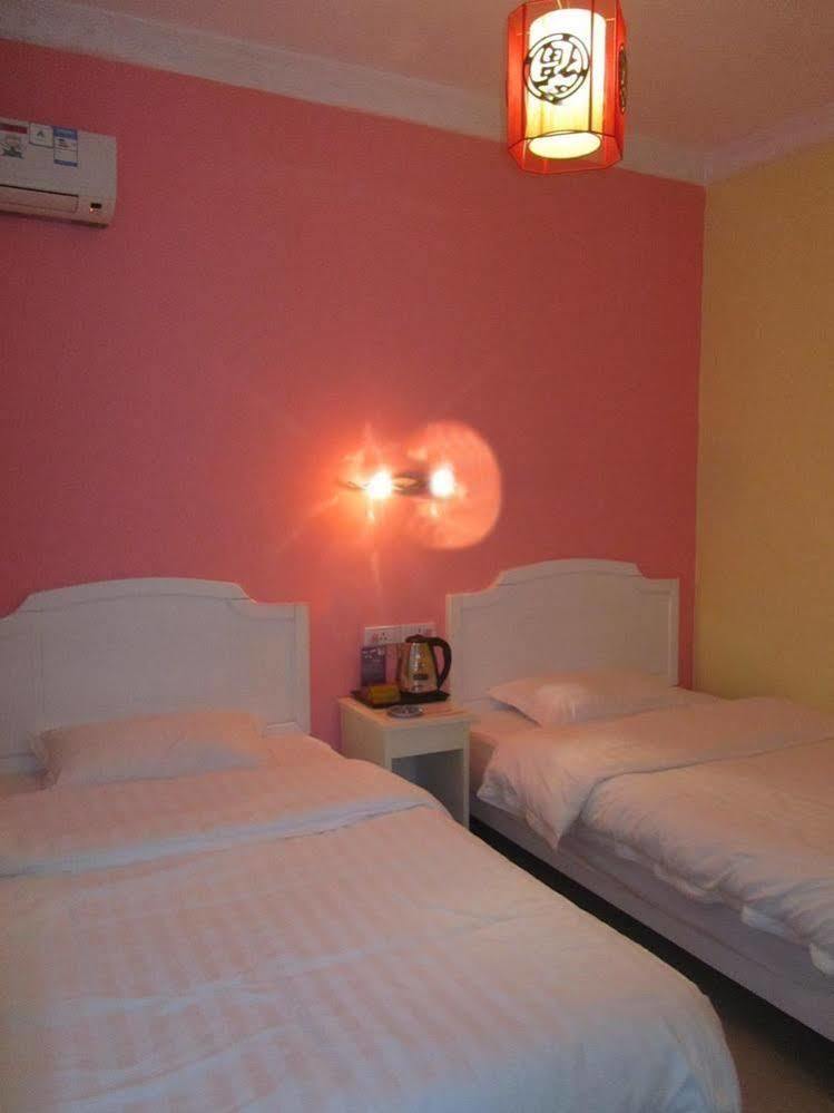 Yangshuo Romantic Inn Bagian luar foto